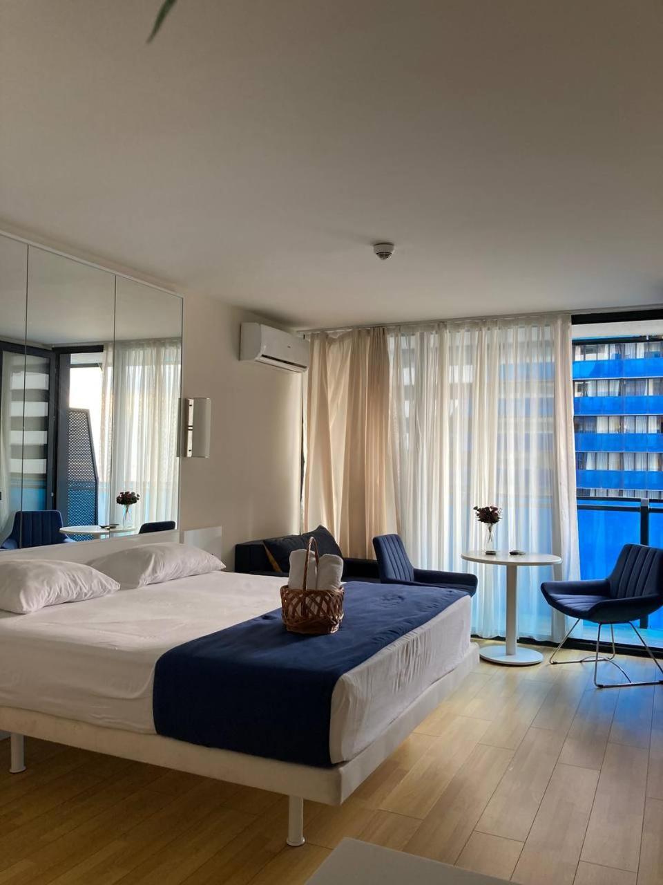 باتومي Orbi City Aparthotel المظهر الخارجي الصورة