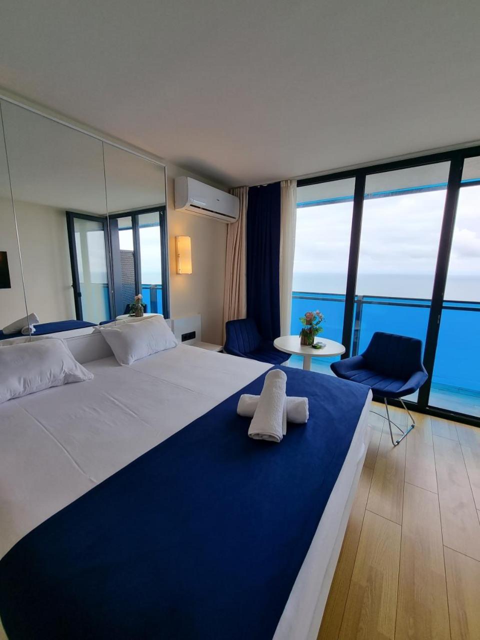 باتومي Orbi City Aparthotel المظهر الخارجي الصورة